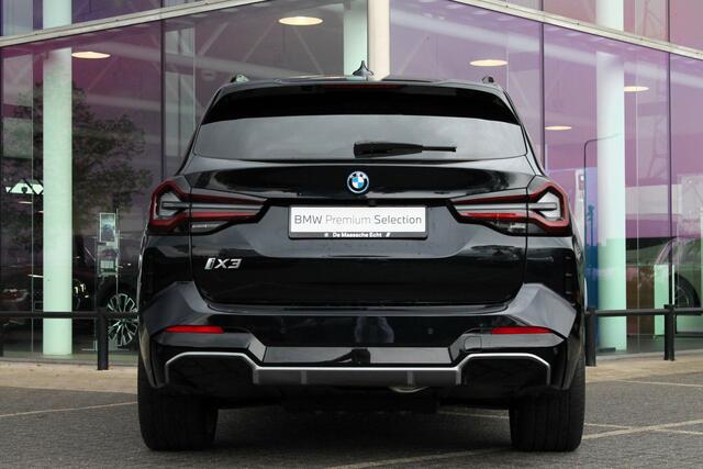 BMW X3 iX3 High Executive / Sportstoelen / Trekhaak / Stoelverwarming / Adaptief M Onderstel / Head-Up / Harman Kardon / Parking Assistant Plus