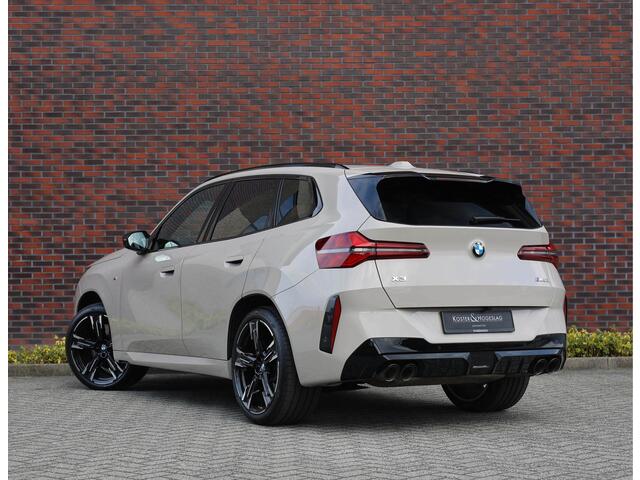 BMW X3 M50 xDrive *Direct leverbaar!*Trekhaak*Pano*IconicGlow*