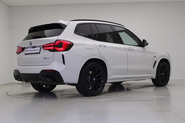 BMW X3 xDrive30e M-Sport | Trekhaak | 20" | High Executive | Laser | Camera | Stoel/Stuurverwarming |