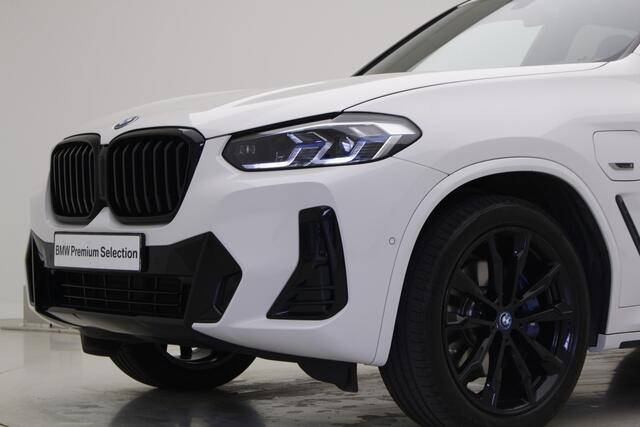 BMW X3 xDrive30e M-Sport | Trekhaak | 20" | High Executive | Laser | Camera | Stoel/Stuurverwarming |
