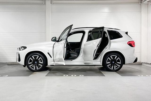BMW X3 iX3 Executive 80 kWh l Elek. Trekhaak | Achteruitrijca | Selections 1500