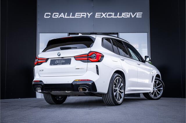 BMW X3 xDrive30e High Executive - M Sport | Panorama | Memory | 360 Camera | Keyless