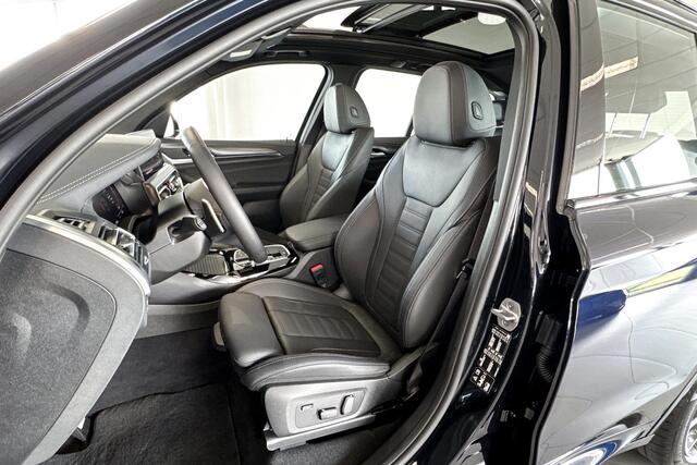 BMW X3 xDrive30i High Executive | M Sport | Glazen Panoramadak | Headup Display | Comfort Access |