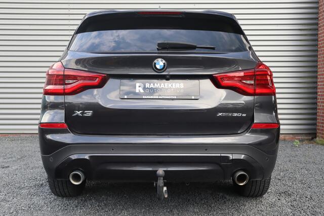 BMW X3 xDrive30e Trekhaak / 360 camera / Head-up / Adaptieve cruise /