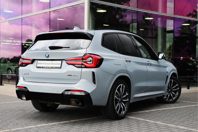 BMW X3 xDrive30e High Executive M Sport Automaat / Panoramadak / Trekhaak / Sportstoelen / Laserlight / Comfort Access / Parking Assistant Plus / Head-Up / Stuurverwarming