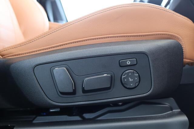 BMW X3 xDrive30e | M Sportpakket | Live Cockpit Professional | Driving Assistant Professional