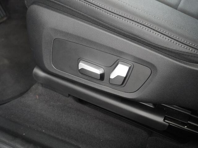 BMW X3 iX3 Executive 80kWhPanoramadak Leer+Verwarmd+Memory Adaptieve LEDApple Carplay Android Auto Trekhaak Pdc Camera DAB Live Cockpit Pro Lmv Elek.Achterklep Regen-Lichtsensor Achteruitrij-assistent 1e Eigenaar Origineel Nederlands Nieuwprijs ¤68.172,-