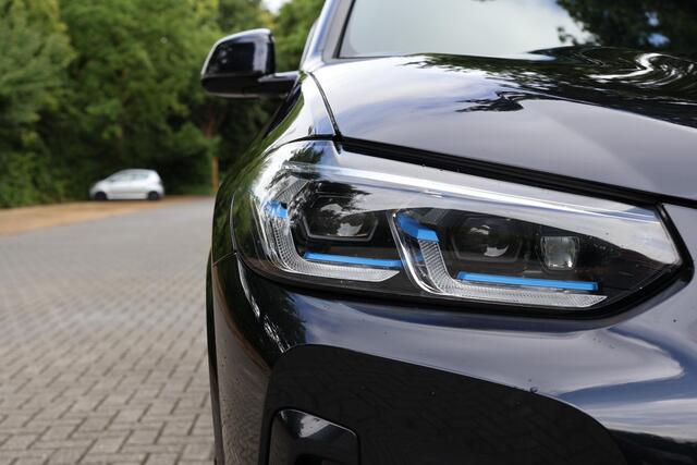 BMW X3 High Executive M-Sportpakket, Panoramadak, BMW Laserlicht, Keyless, Stoelverwarming, Sportstoelen, Shadow Line, DAB, BMW Live Cockpit Prof, Innovatiepakket, Grootlichtassistent, etc.