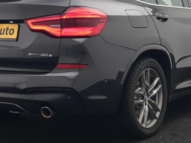 BMW X3 xDrive30e M Sport Plug in Hybrid 293pk Dealer O.H PHEV | Trekhaak Af Fabriek | Head Up | Adaptive Cruise | Camera | Apple Carplay | Pilot Assist | Blis | Lederen Sportstoelen Memory & Verwarmd | Navigatie | M Sportstuur Verwarmd | Virtual |