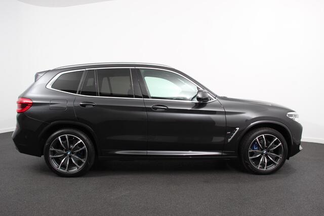 BMW X3 xDrive30e High Executive M Sport PHEV | Head Up Display | 20 Inch Lichtmetalen Velgen | Camera | Privacy Glass | Stoel/Stuurverwarming |