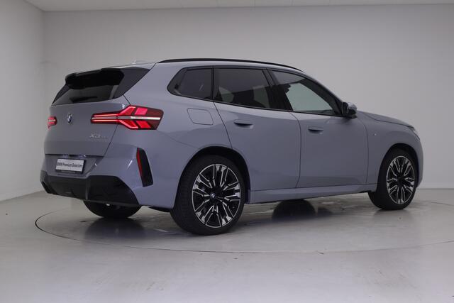 BMW X3 30e xDrive M-Sport | Trekhaak | Panorama | 21" | Elek. verst. stoelen