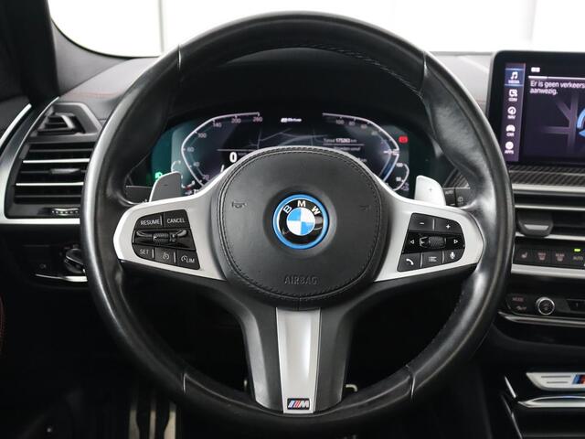 BMW X3 xDrive30e M Sport | Panoramadak | Leder | Head-Up | LaserLight | Trekhaak | Stoelverwarming | Camera | Carplay | Live Cockpit | Sportstoelen | Navigatie | Individual Lak | PHEV | Plug In