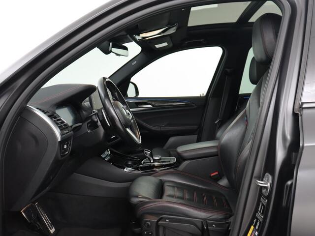 BMW X3 xDrive30e M Sport | Panoramadak | Leder | Head-Up | LaserLight | Trekhaak | Stoelverwarming | Camera | Carplay | Live Cockpit | Sportstoelen | Navigatie | Individual Lak | PHEV | Plug In
