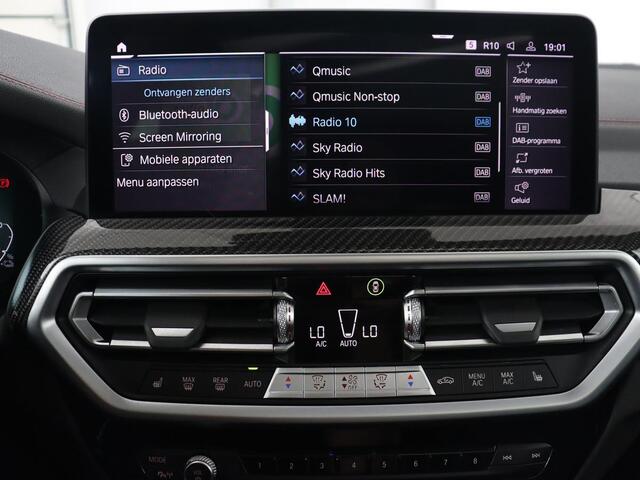 BMW X3 xDrive30e M Sport | Panoramadak | Leder | Head-Up | LaserLight | Trekhaak | Stoelverwarming | Camera | Carplay | Live Cockpit | Sportstoelen | Navigatie | Individual Lak | PHEV | Plug In