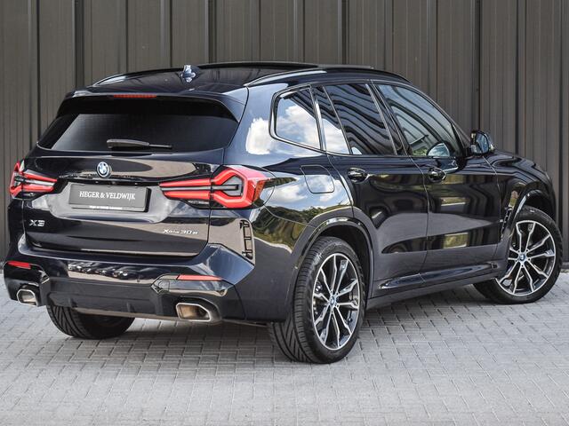 BMW X3 xDrive30e HIGH EXECUTIVE | M-SPORT | PANORAMADAK | PERFORMANCE SEATS | SHADOW-LINE | MEMORY SEATS | HARMAN\KARDON | HEAD-UP | CAMERA | COMFORT ACCESS | AMBIANCE INTERIEUR