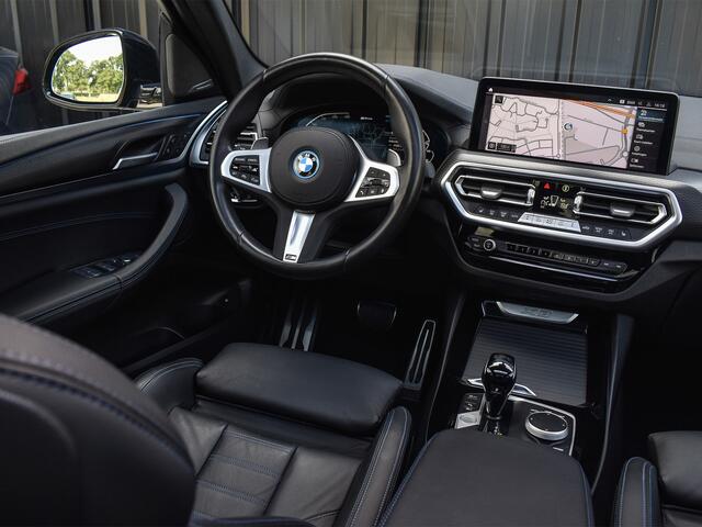 BMW X3 xDrive30e HIGH EXECUTIVE | M-SPORT | PANORAMADAK | PERFORMANCE SEATS | SHADOW-LINE | MEMORY SEATS | HARMAN\KARDON | HEAD-UP | CAMERA | COMFORT ACCESS | AMBIANCE INTERIEUR