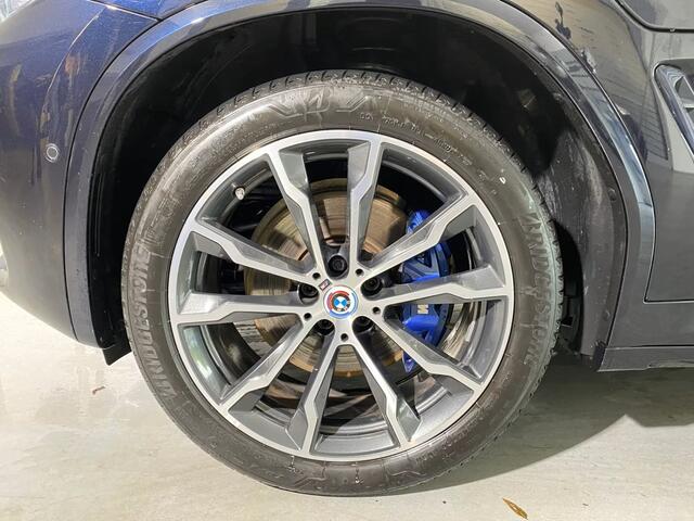 BMW X3 xDrive30e M-SPORT ** ADAPT LED, NAVI+, PANORAMA, TREKH, 20-inch LMV, CARBON SCHWARZ ** 1e EIG ** ** INFORMEER OOK NAAR ONZE AANTREKKELIJKE FINANCIAL-LEASE TARIEVEN **