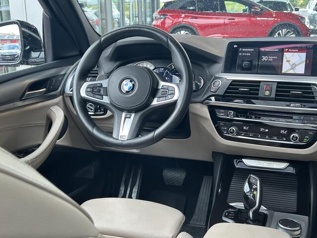 BMW X3 xDrive20i High Executive | M-Sport | 1ste eigenaar | Volledig dealer onderhouden | Ele.verstelbare stoelen + Memory | Camera | Sportstoelen | Panoramadak | HUD | Apple CarPlay/Android Auto |