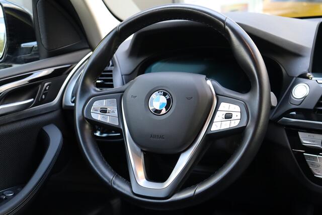 BMW X3 xDrive30e X-Line PHEV | Adap. Cruise | Stoelverwarming | Navigatie | Climate Control |