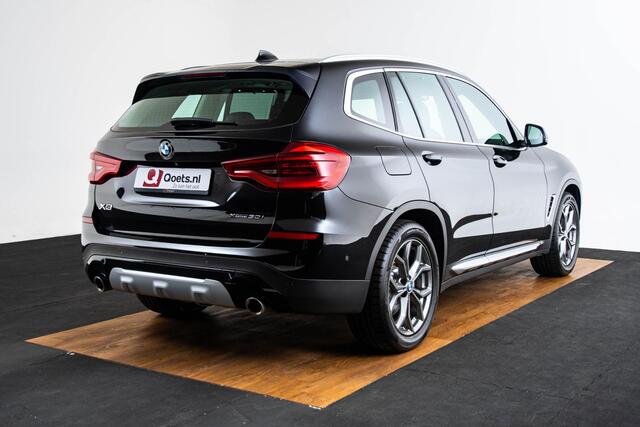 BMW X3 xDrive30i High Executive xLine - Trekhaak - Panoramadak - Comfort Access - Parking/Driving Assistant - Verwarmde stoelen voor/achter - Head up - Hifi - zonneschermen achterportierruiten - Active Protection -