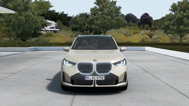 BMW X3 xDrive30e M Sport Automaat / Panoramadak / Trekhaak / Sportstoelen / Stoelventilatie / Parking Assistant Professional / Comfort Access / Adaptieve LED / Harman Kardon