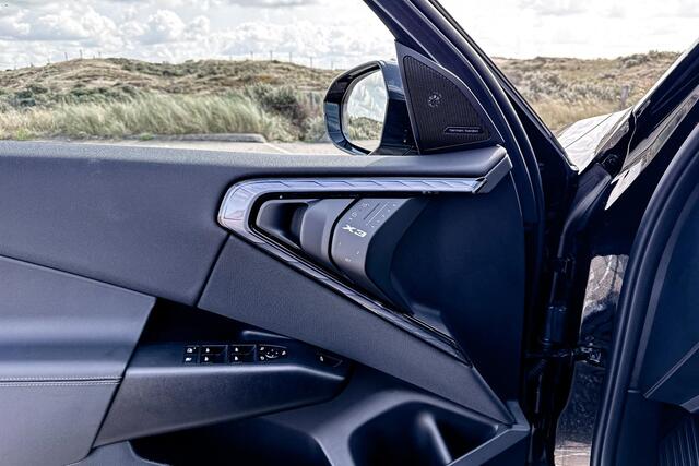 BMW X3 30e xDrive | M Sport | Glazen Panoramadak | Head-up Display | Harman Kardon |