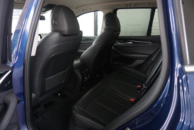 BMW X3 xDrive20i Dealerauto | Leer | Sportinterieur | 19 inch