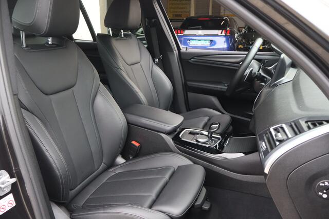 BMW X3 xDrive30e High Executive Stoel+Stuurverwarming I HUD I Leder