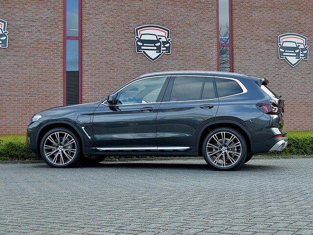 BMW X3 xDrive30e High Executive | CoPilot