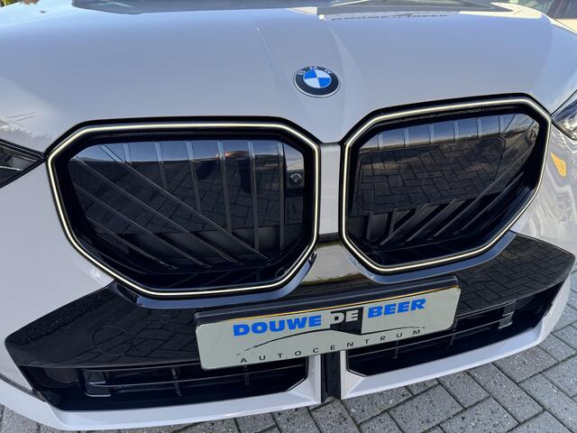 BMW X3 30e xDrive M SPORT PRO Pano/dak, trekhaak, premium pakket, Harman/kardon etc