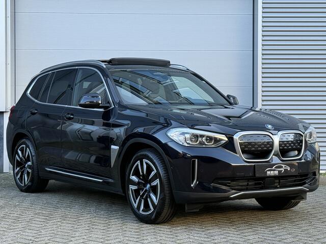 BMW X3 iX3 Executive 80 kWh | Panoramadak | Memory stoelen | Dodehoek detectie