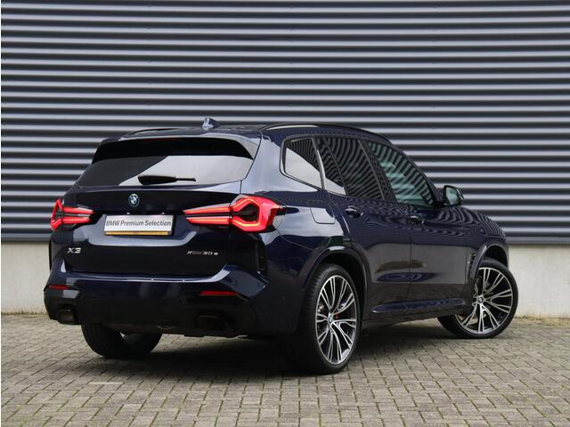 BMW X3 xDrive30e | High Executive | M Sportpakket | Panodak | Driving Assistant Prof. | Head-Up | Parking Assistant Plus | Harman Kardon | Elektr. M Stoelen | 21'' LMV