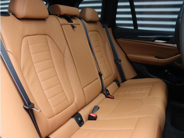 BMW X3 xDrive30e | High Executive | M Sportpakket | Panodak | Driving Assistant Prof. | Head-Up | Parking Assistant Plus | Harman Kardon | Elektr. M Stoelen | 21'' LMV