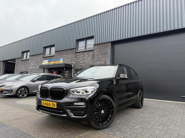 BMW X3 sDrive20i Launch Edition High Executive | 2E EIGENAAR | 12MND GARANTIE | PANODAK | DAB | LEDER | LED | CAMERA | NAVI | LMV |