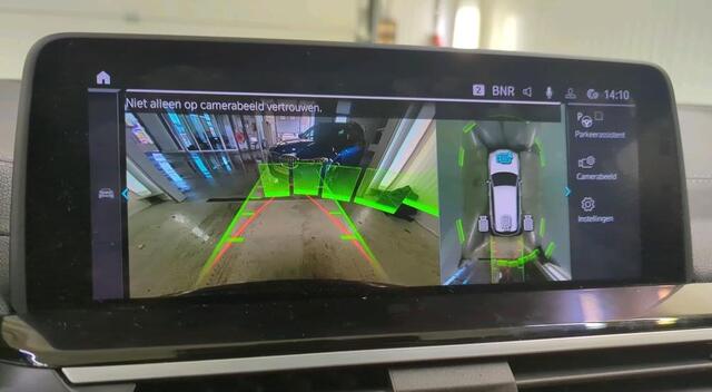 BMW X3 xDrive30e eDrive Edition Panoramadak / Trekhaak / Leder-Sport / Pdc+Camera / Stoel-Stuurverwarming / Harman Kardon / NL auto /