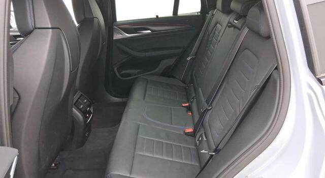 BMW X3 M40i xDrive High Executive M Sport | Shadow Line | Panoramadak | Standkachel | LiveCockpitProf | Head Up |