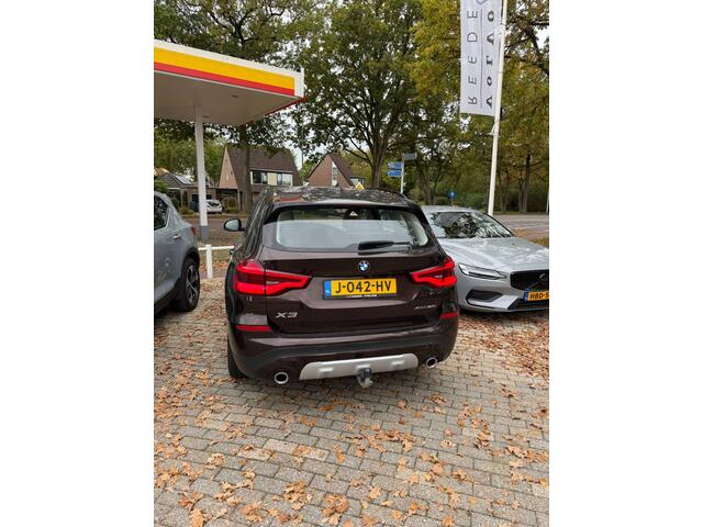 BMW X3 xDrive20i 184 pk High Executive / Facelift/ Head-Up/ Leder/ Sport-Stoelen/ Stoel.Verw/ Camera/ Led-Koplamp/ 18'' LMV