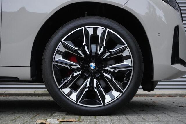 BMW X3 20 xDrive M Sportpakket Pro | Premium Pack | Professional Pack | Glazen panoramadak | HIFI System Harman Kardon