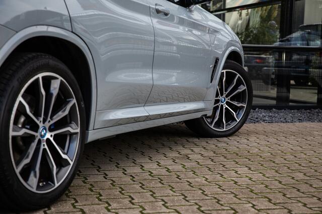 BMW X3 xDrive30e High Executive M-Sport , Brooklyn Grey, Panoramadak, Harman&Kardon, Head-up display,