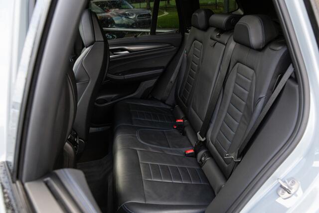 BMW X3 xDrive30e High Executive M-Sport , Brooklyn Grey, Panoramadak, Harman&Kardon, Head-up display,