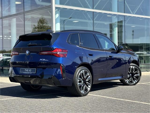 BMW X3 30e xDrive M Sport Automaat / Panoramadak / Trekhaak / Sportstoelen / Adaptieve LED / Parking Assistant Plus / Stoelventilatie / Comfort Access / Stuurverwamring