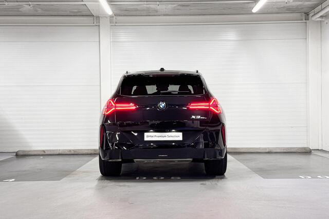 BMW X3 30e xDrive l M Sport l Professional Pack