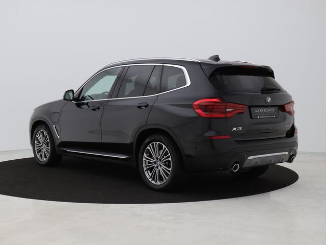 BMW X3 xDrive30e | PANO | 360° | HUD | KEYLESS | STOEL- EN STUURVERW.