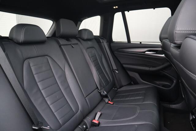 BMW X3 xDrive30e M-Sport Pano / 360 cam / Elec stoelen / Trekhaak /