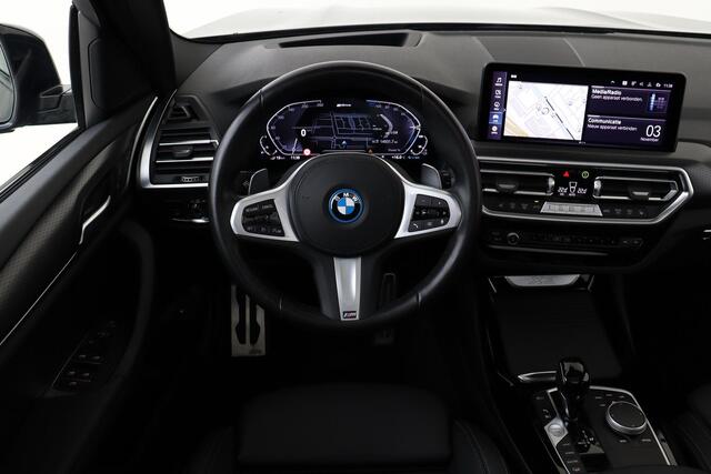 BMW X3 xDrive30e -PANO.DAK|M-SPORT|ADAP.LED|HEAD-UP DISP.|KEYLESS|SAFETY-PACK