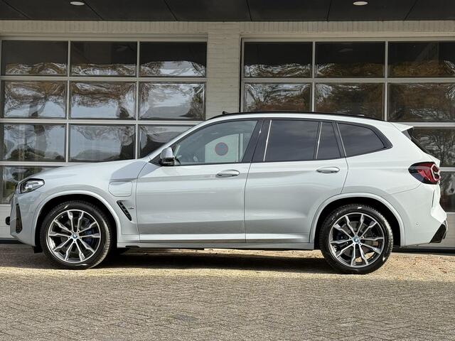 BMW X3 xDrive30e M SPORT | ELEKTR. STOELEN | PANORAMA | M SPORT REMMEN | HEAD UP | KEYLESS |
