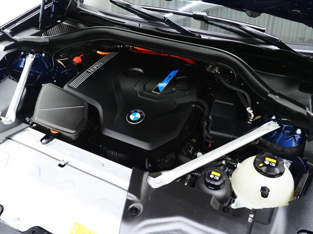 BMW X3 xDrive30e LCI High Executive | Panoramadak | Head Up | Camera | Virtual | Leder | Memory | Carplay