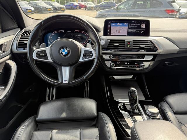 BMW X3 xDrive30e High Executive M Sport LED Panoramadak Trekhaak 20 Inch LMV Carplay Lederen interieur Achteruitrijcamera