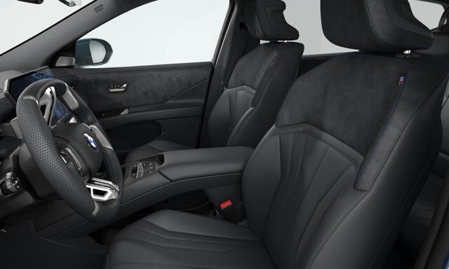 BMW X3 iX3 50xDrive | M Sportpakket | Innovation Pack | Head-up Display | Panoramadak | Iconic Glow
