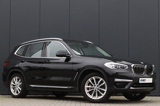 BMW X3 xDrive20i High Exe Luxury Line Pano Trekhaak Leder